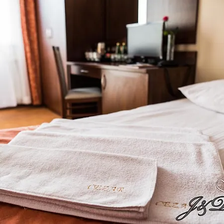 Centrum Cezar Hotel 3*