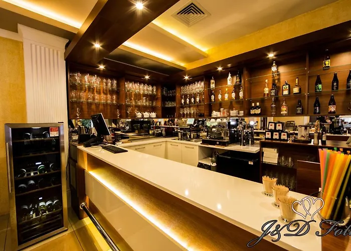 Centrum Cezar Hotel 3*